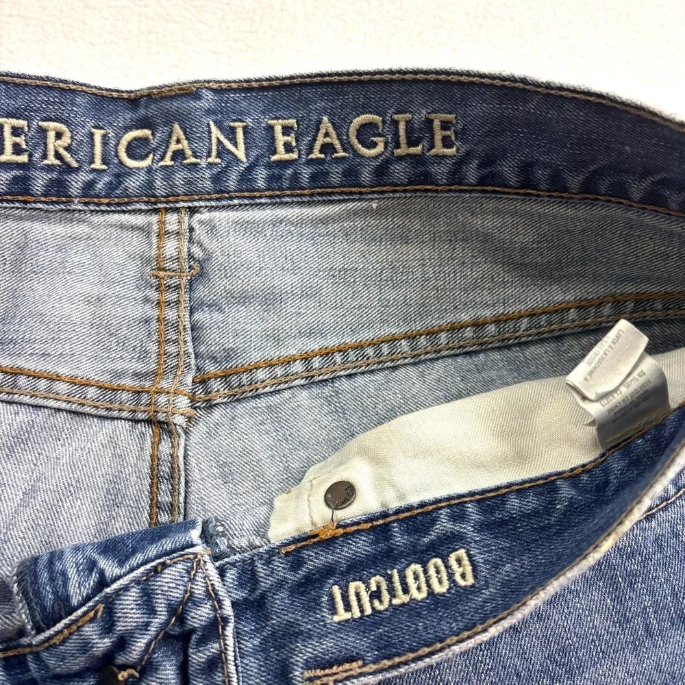 American Eagle Men’s Med Wash Lowrise Faded Whiskered Denim Jean Size 32X34